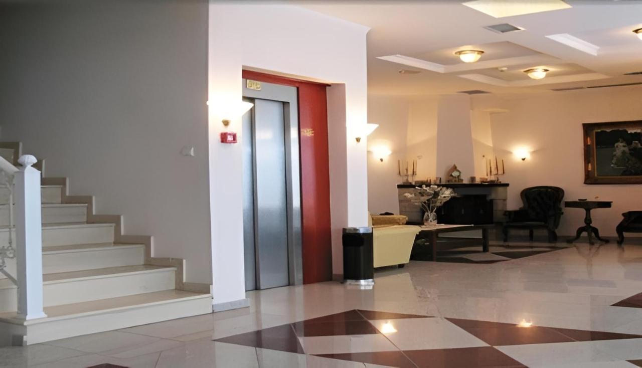 Kyridis Hotel Komotiní Exterior foto